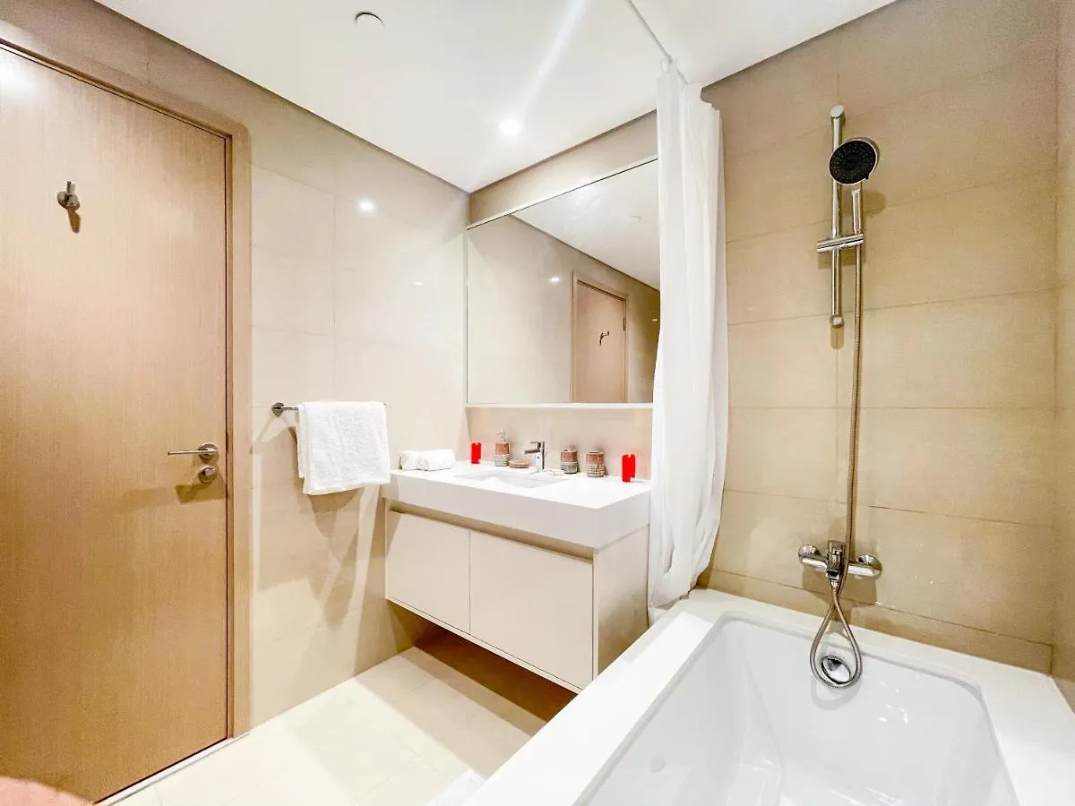 Beautiful Apartment By Dubai Mall 161Br-2
