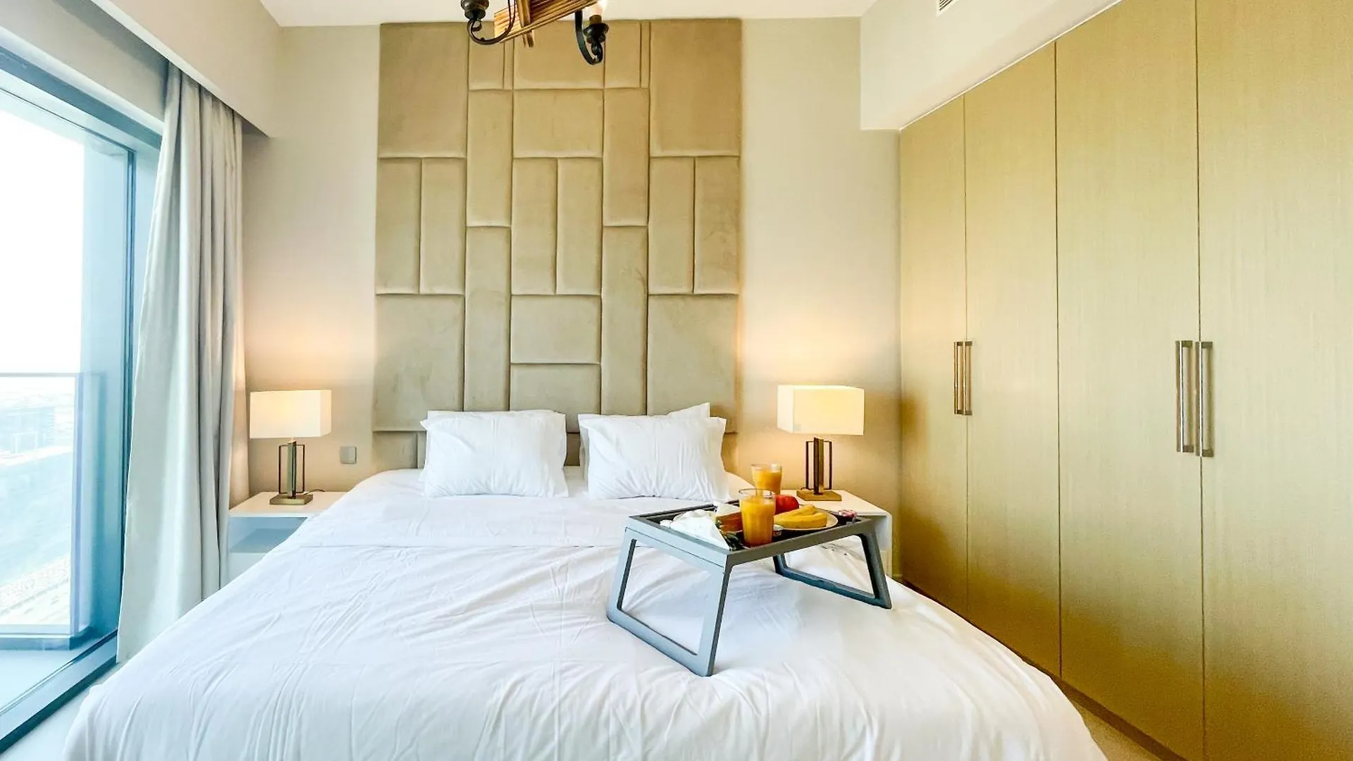 Beautiful Apartment By Dubai Mall 161Br-2